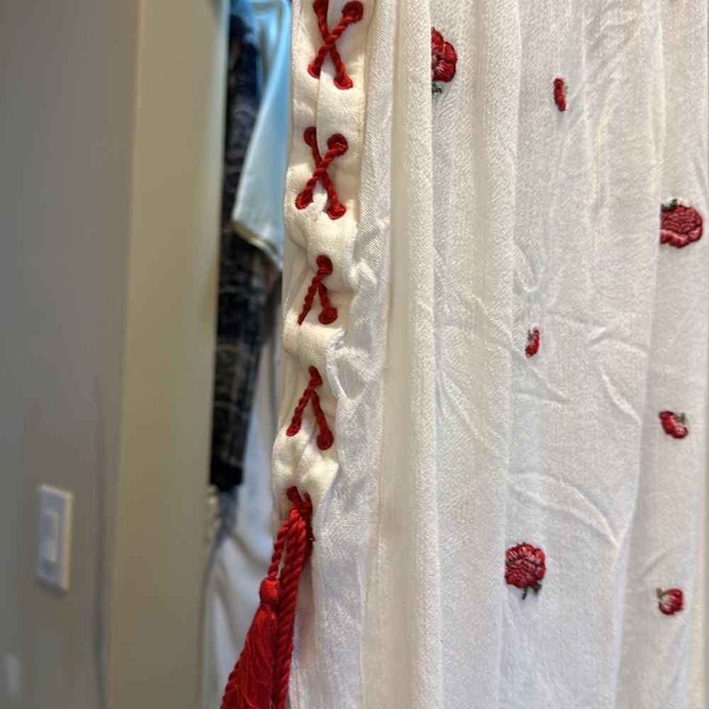 Blouse - Picture 8 of 9